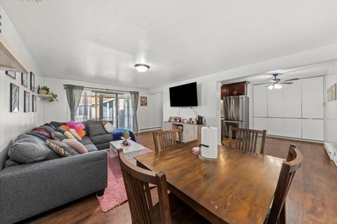 Tiny photo for 9812 S Karlov Avenue #4D, Oak Lawn, IL 60453 (MLS # 12547156)