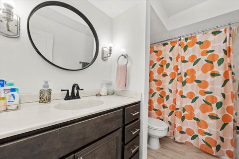 Tiny photo for 9812 S Karlov Avenue #4D, Oak Lawn, IL 60453 (MLS # 12547156)