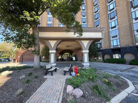 Tiny photo for 1 Renaissance Place #505, Palatine, IL 60067 (MLS # 12683002)