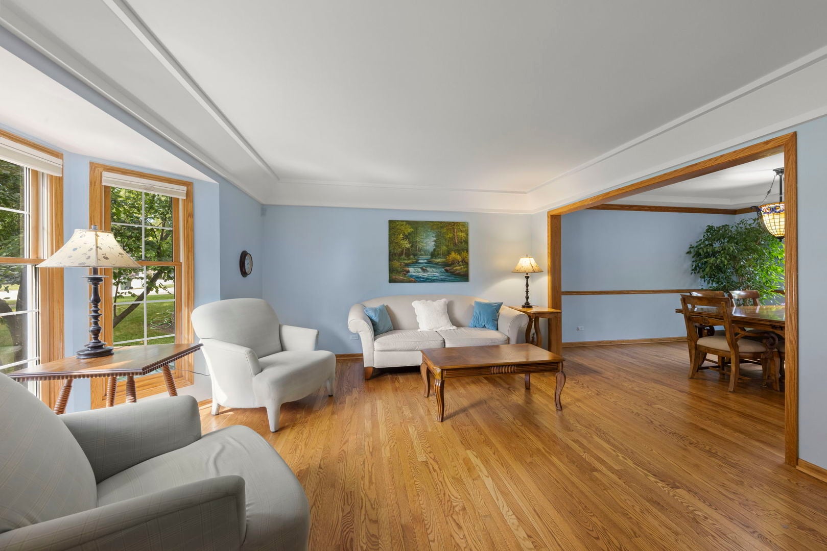 1N145 Glenrise Court