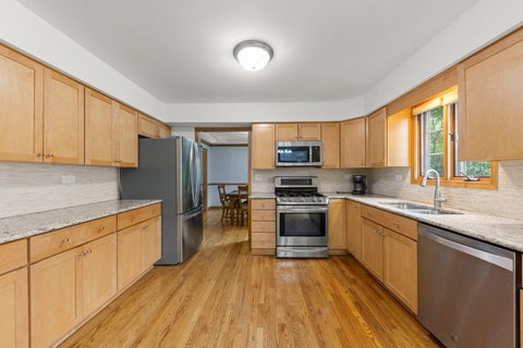 Tiny photo for 1N145 Glenrise Court, Glen Ellyn, IL 60137 (MLS # 12739607)