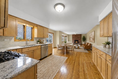 Tiny photo for 1N145 Glenrise Court, Glen Ellyn, IL 60137 (MLS # 12739607)
