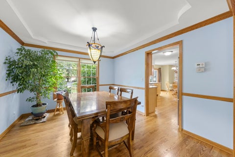 Tiny photo for 1N145 Glenrise Court, Glen Ellyn, IL 60137 (MLS # 12739607)