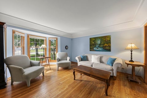 Tiny photo for 1N145 Glenrise Court, Glen Ellyn, IL 60137 (MLS # 12739607)