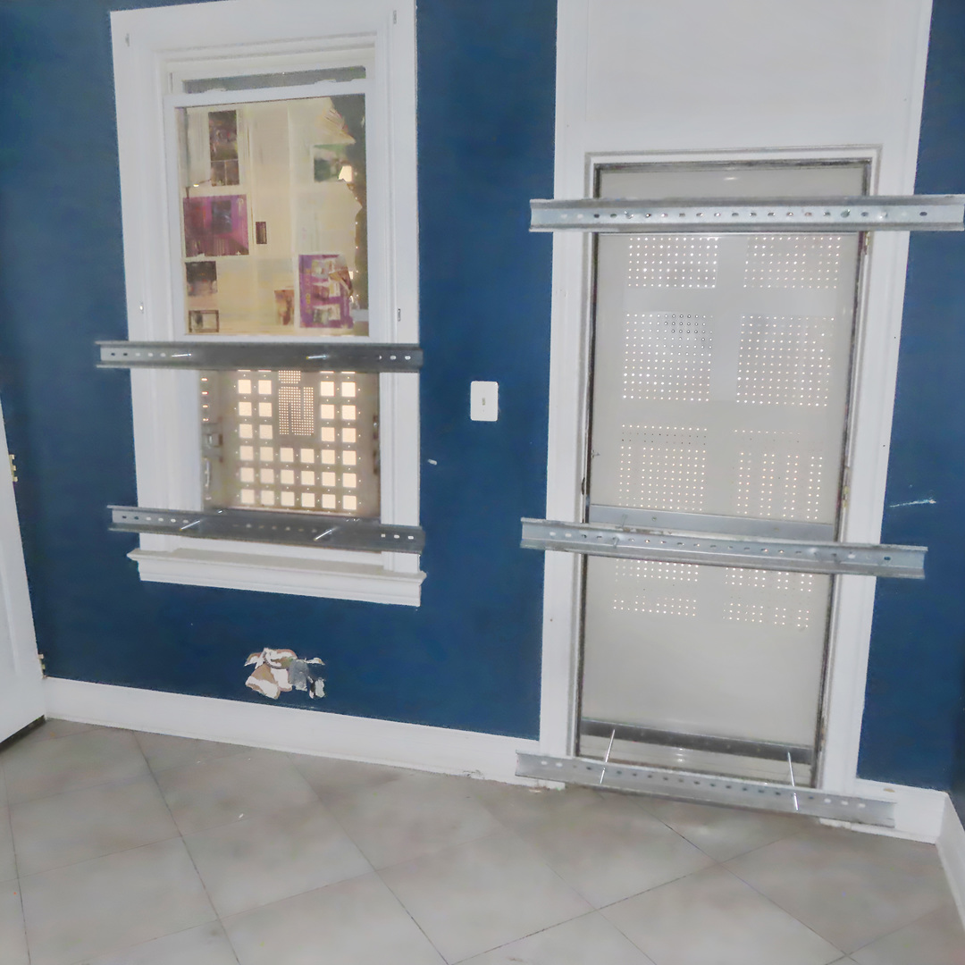 5607 S Emerald Avenue