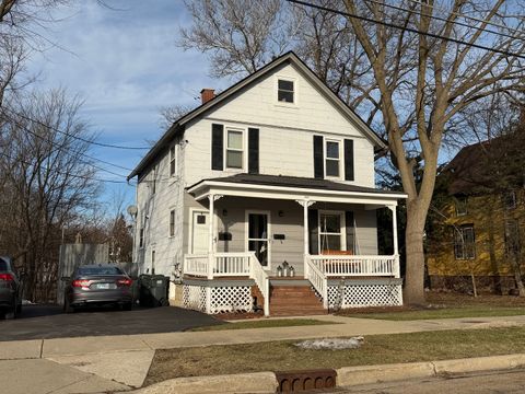 212 Franklin Street 1 Barrington IL 60010