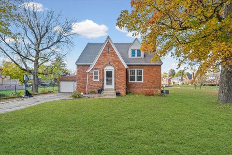 Photo of 1906 N Vermilion Street, Danville, IL 61832 (MLS # 12461766)