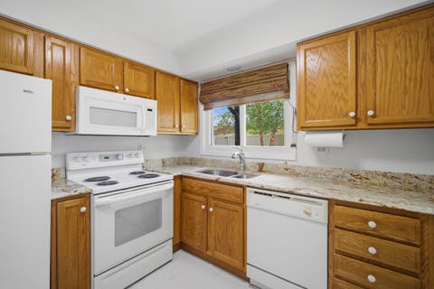 Tiny photo for 330 N Carter Street #103, Palatine, IL 60067 (MLS # 12659193)