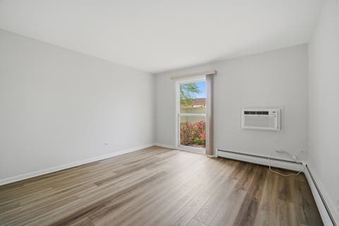 Tiny photo for 330 N Carter Street #103, Palatine, IL 60067 (MLS # 12659193)