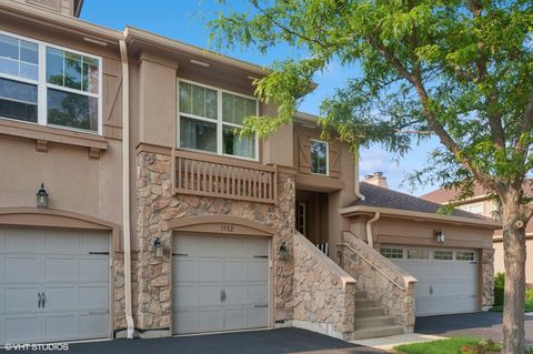 Tiny photo for 1952 Crenshaw Circle #1952, Vernon Hills, IL 60061 (MLS # 12346546)