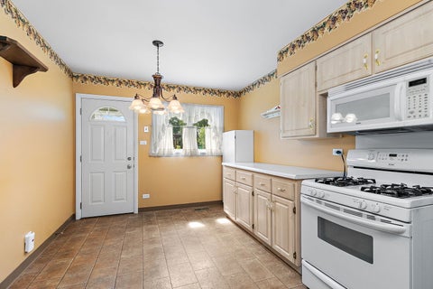 Tiny photo for 435 Kingman Lane, Hoffman Estates, IL 60169 (MLS # 12753693)