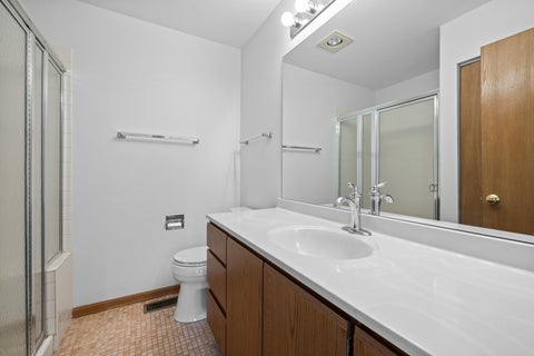 Tiny photo for 1951 N CHARTER POINT Drive, Arlington Heights, IL 60004 (MLS # 12789258)