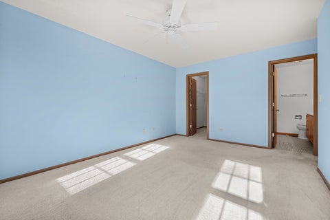 Tiny photo for 1951 N CHARTER POINT Drive, Arlington Heights, IL 60004 (MLS # 12789258)