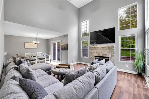 Tiny photo for 911 Fawn Ridge Court #B, Yorkville, IL 60560 (MLS # 12358823)