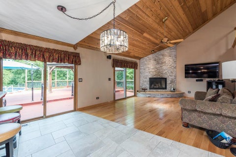 Tiny photo for 3002 Highland Court, Winthrop Harbor, IL 60096 (MLS # 12706924)