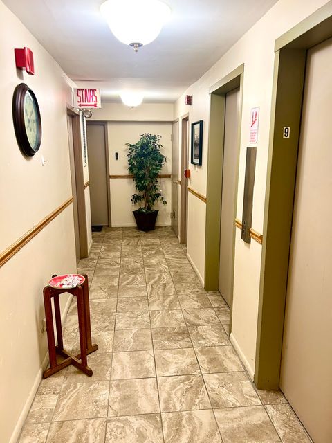 Tiny photo for 6701 S Crandon Avenue #9B, Chicago, IL 60649 (MLS # 12547298)