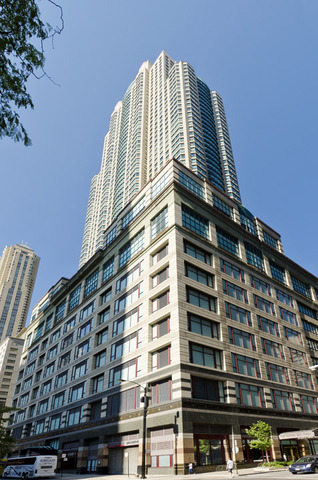 100 E Huron Street 4803