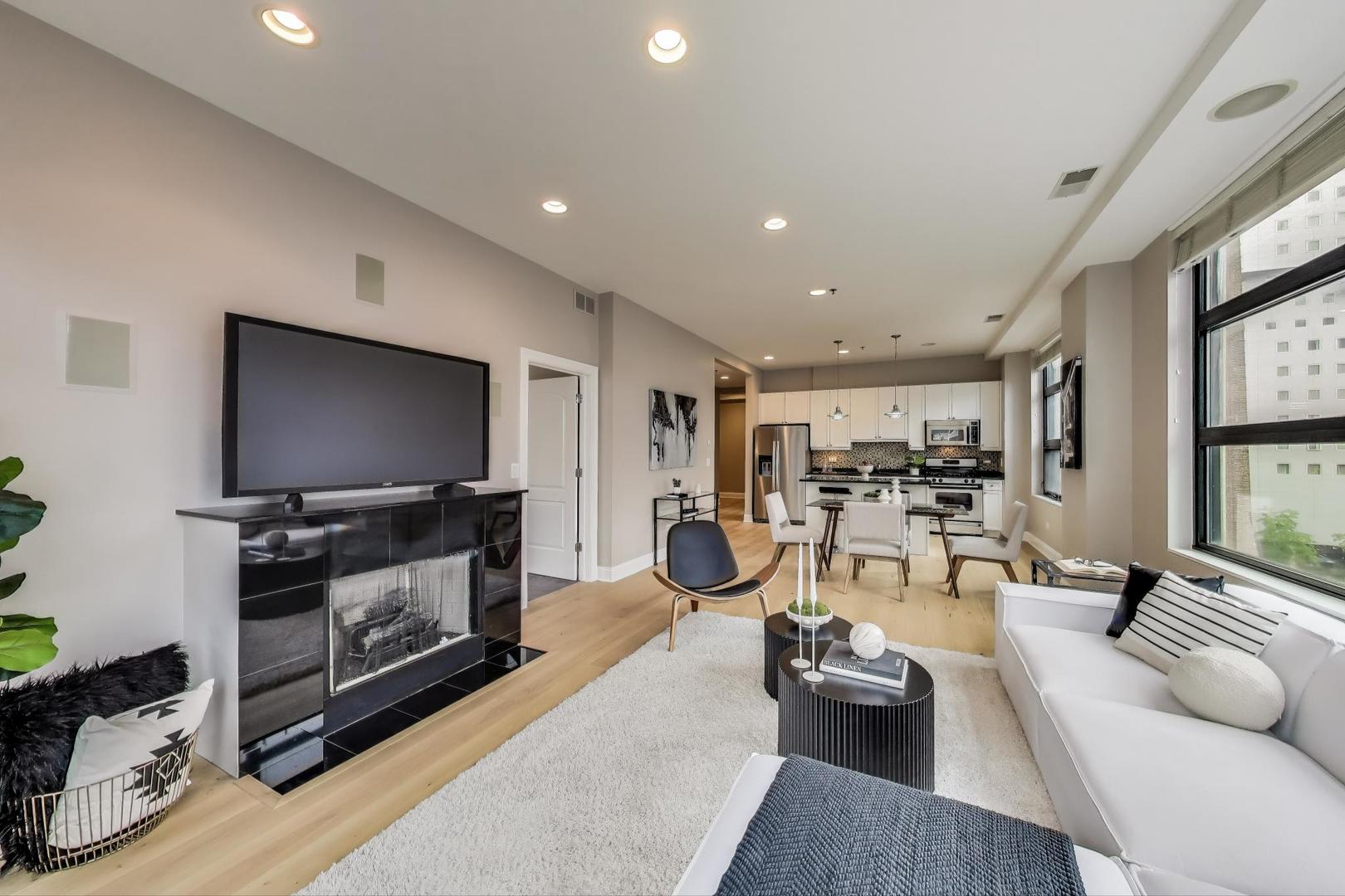 101 W Superior Street 501
