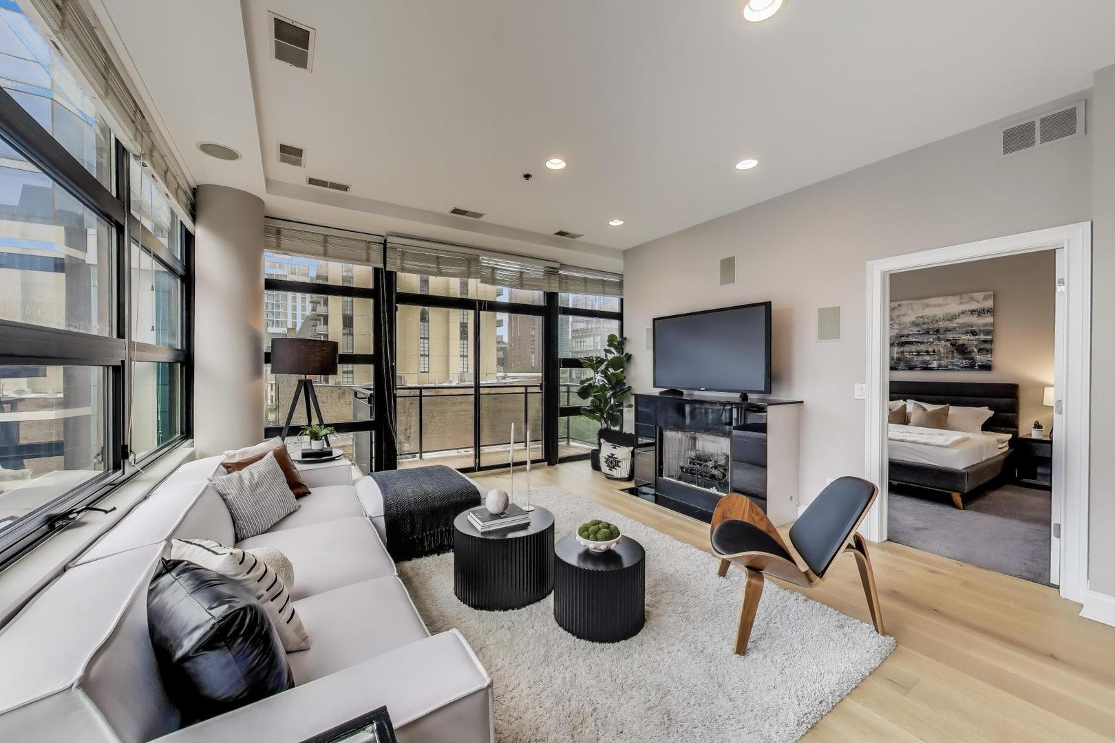 101 W Superior Street 501