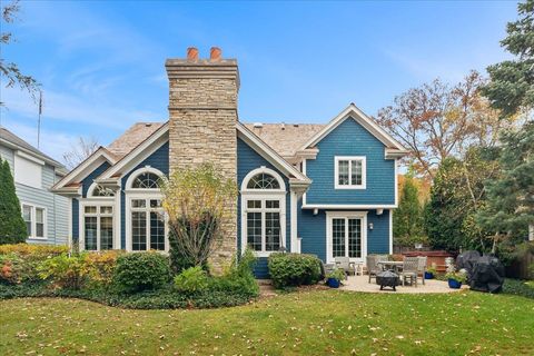 A home in Lake Bluff