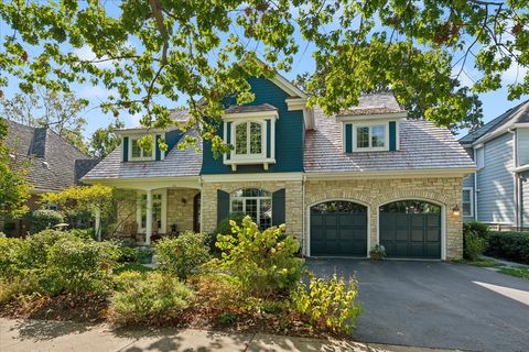 A home in Lake Bluff