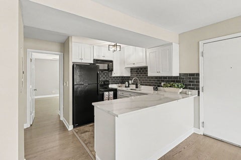 Tiny photo for 5809 Oakwood Drive #D, Lisle, IL 60532 (MLS # 12750586)