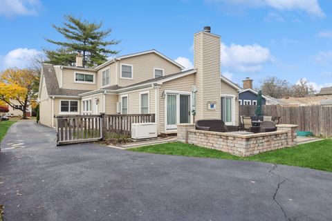 A home in Western Springs