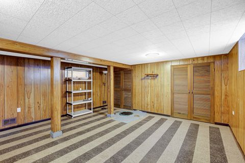 Tiny photo for 10922 S AVENUE B, Chicago, IL 60617 (MLS # 12490848)