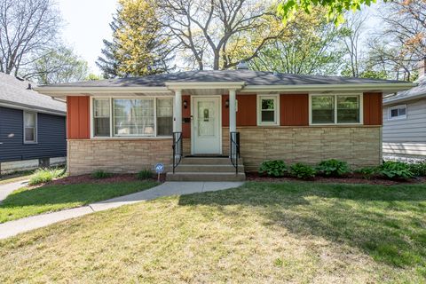 Photo of 1316 N Ash Street, Waukegan, IL 60085 (MLS # 12619447)