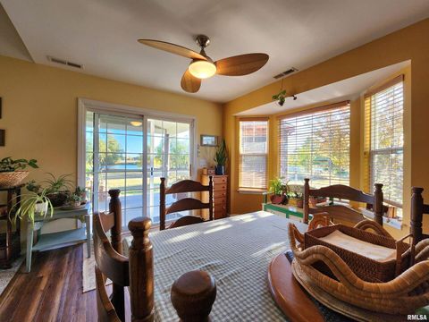 Tiny photo for 156 HANOVER Lane, Murphysboro, IL 62966 (MLS # EB460283)