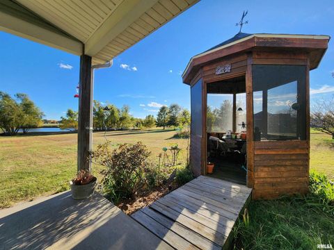 Tiny photo for 156 HANOVER Lane, Murphysboro, IL 62966 (MLS # EB460283)