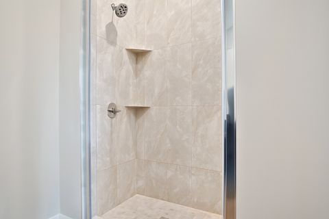 Tiny photo for 1668 Olde Brandy Lane, Davenport, IA 52807 (MLS # 12549519)