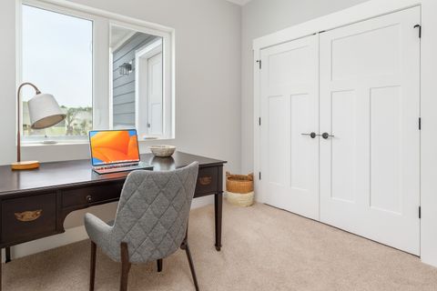 Tiny photo for 1668 Olde Brandy Lane, Davenport, IA 52807 (MLS # 12549519)