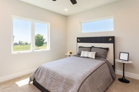 Tiny photo for 1668 Olde Brandy Lane, Davenport, IA 52807 (MLS # 12549519)