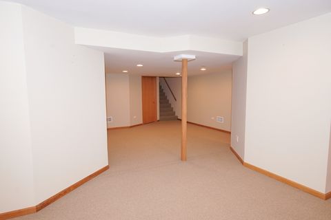 Tiny photo for 49 S Walnut Drive, North Aurora, IL 60542 (MLS # 12678108)