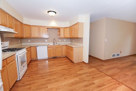 Tiny photo for 49 S Walnut Drive, North Aurora, IL 60542 (MLS # 12678108)