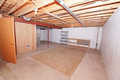 Tiny photo for 49 S Walnut Drive, North Aurora, IL 60542 (MLS # 12678108)