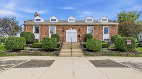Tiny photo for 1694 Valley Forge Court #D, Wheaton, IL 60189 (MLS # 12596751)