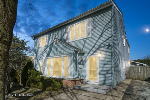1019 Rockland Road Lake Bluff IL 60044