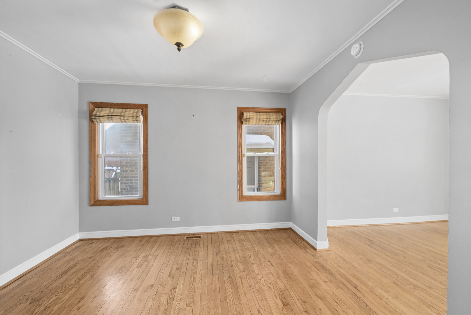 11131 S Artesian Avenue