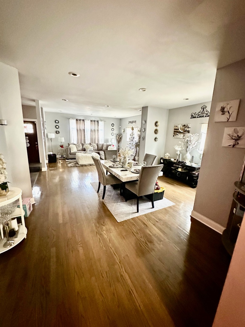 4503 W Congress Parkway
