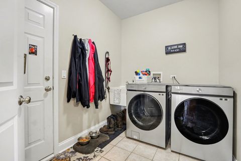 Tiny photo for 911 E Butterfield Circle, Shorewood, IL 60404 (MLS # 12613963)