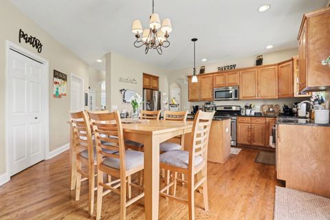 Tiny photo for 911 E Butterfield Circle, Shorewood, IL 60404 (MLS # 12613963)