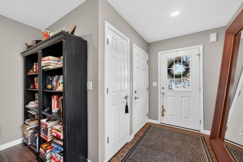 Tiny photo for 1513 Eadens Place, Dixon, IL 61021 (MLS # 12658279)