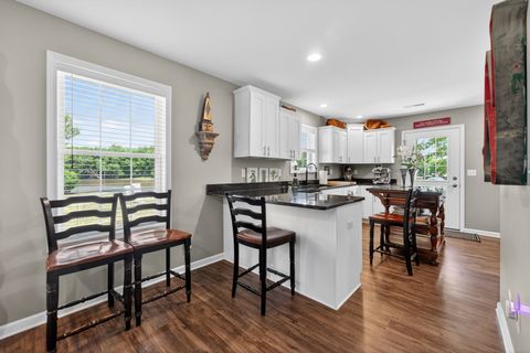 Tiny photo for 1513 Eadens Place, Dixon, IL 61021 (MLS # 12658279)