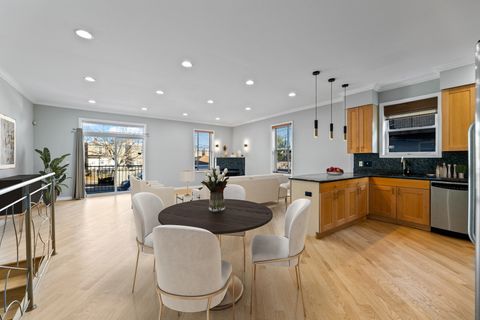 Tiny photo for 4105 S Drexel Boulevard #1SR, Chicago, IL 60653 (MLS # 12635037)