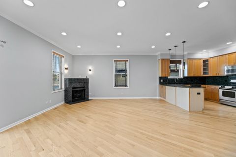 Tiny photo for 4105 S Drexel Boulevard #1SR, Chicago, IL 60653 (MLS # 12635037)