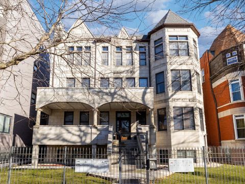 Photo of 4105 S Drexel Boulevard #1SR, Chicago, IL 60653 (MLS # 12635037)