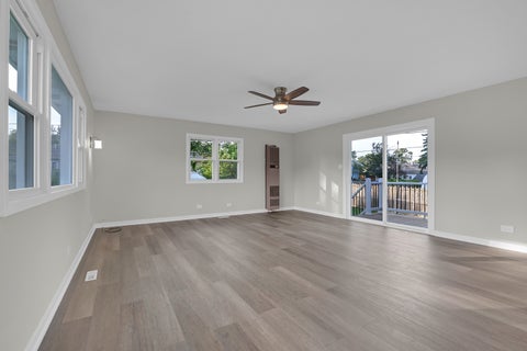 Tiny photo for 424 Mark Avenue, Glendale Heights, IL 60139 (MLS # 12761432)