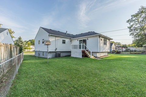 Tiny photo for 424 Mark Avenue, Glendale Heights, IL 60139 (MLS # 12761432)